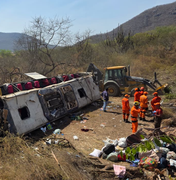 Criança de 5 anos é a 16ª vítima do capotamento de ônibus com romeiros na AL-220