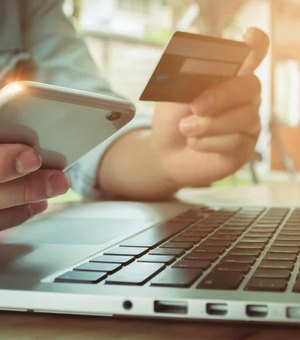 Consumidor busca banco digital por agilidade e crédito mais barato, diz pesquisa