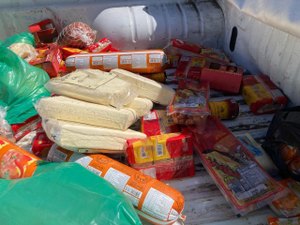Vigilância Sanitária apreende 175 kg de alimentos estragados no Jacintinho