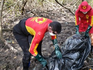 Corpo é encontrado em vala de três metros no Mirante do Jacintinho