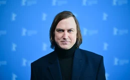 Quem é Lars Eidinger, ator alemão escalado como vilão em Superman 2