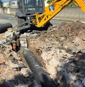 Infraestrutura substitui 10 metros de rede de tubulação rompida no Poço