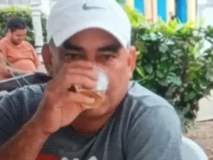 Polícia prende dois suspeitos de matar homem a facadas em Viçosa