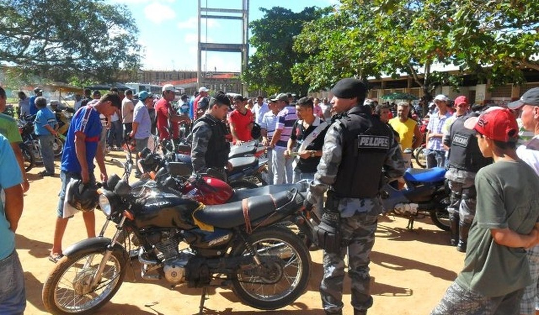 Moto roubada que seria vendida em feira de Arapiraca foi recuperada