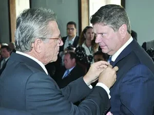 Ex-governador Teotonio Vilela lamenta falecimento de Alexandre Toledo