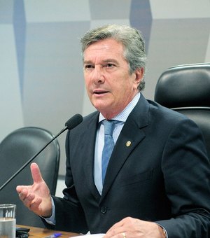 Fernando Collor é eleito presidente da Comissão de Relações Exteriores