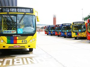 Cinco ônibus são assaltados no Grande Recife nas últimas 24h