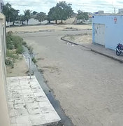 [Vídeo] Homem é flagrado tentando furtar moto em frente a residência em Arapiraca