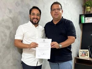 Chrystian Vera Cruz toma posse na Secretaria de Cultura de Satuba