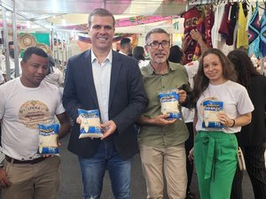 Emater participa da 1ª Feira Nordestina da Agricultura Familiar e Economia Solidária em Natal