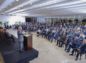 Lula: Muitas vezes, pessoas mais pobres não são prioridade para a maioria dos governos