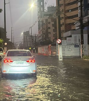 Chuvas intensas colocam Maceió em alerta máximo; Defesa Civil registra 89 ocorrências