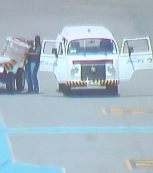 [Vídeo] Funcionário da Latam rouba R$ 750 mil em celulares no Aeroporto de Brasília