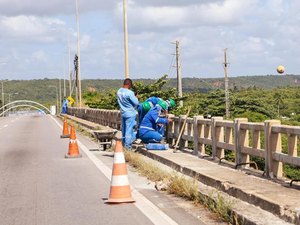 Obra da Ponte Divaldo Suruagy é embargada após queda de trabalhador