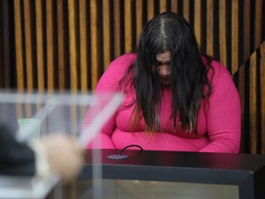 Acusada de matar sargento muda versão e reafirma legítima defesa durante júri