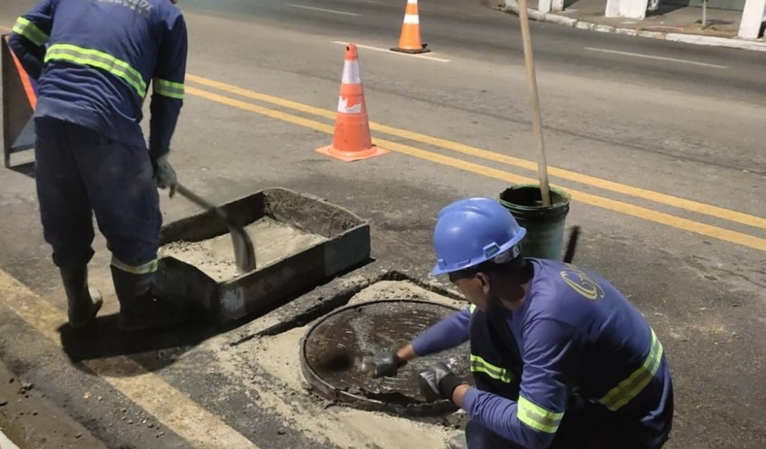 Operação Tampa Bueiro chega à Avenida Siqueira Campos, no Prado