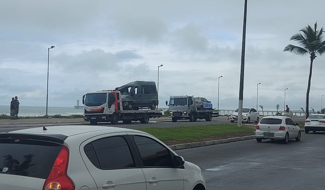 Batalhão de Polícia de Trânsito realiza caravana pelos bairros de Maceió