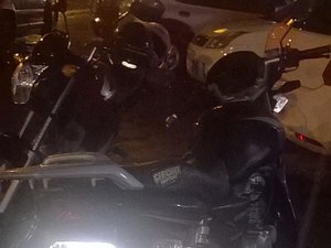 Motociclista é preso ao ser flagrado pilotando na contramão e sob efeito de álcool