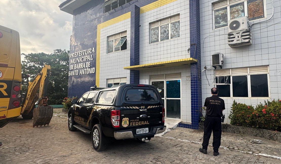 Operação da PF investiga compra de votos com material de construção na Barra de Santo Antônio