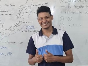 Pesquisador da Uneal recebe prêmio de excelência acadêmica da Fapeal