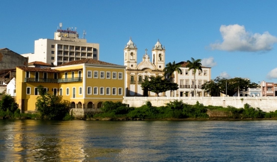 Penedo: a beleza e a história da cidade dos sobrados