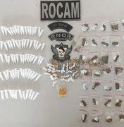 Policiais do 3° e do 7º batalhões da PM prendem suspeitos com drogas e arma de fogo