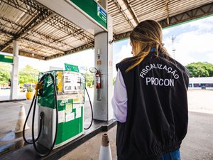 Procon Maceió notifica postos de combustíveis por preços abusivos