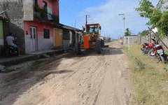Prefeito Cacau anuncia pavimentação de mais de 30 ruas em toda a cidade
