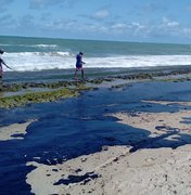 Sobe para 13 o número de praias atingidas por mancha de petróleo em Alagoas 