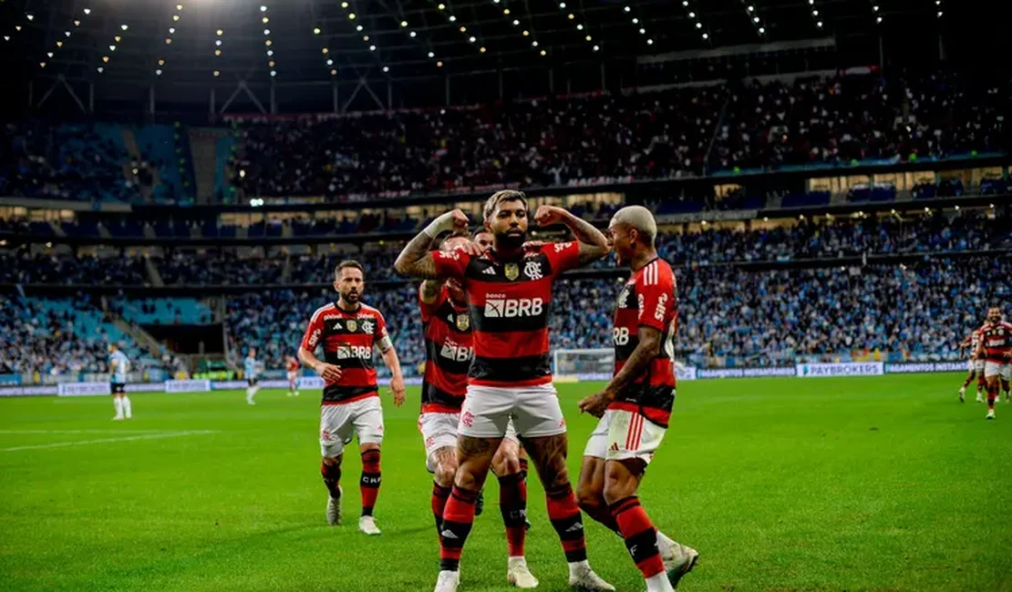 Ainda dá? Flamengo terá que se espelhar em histórico de arrancadas para alcançar o Botafogo no Brasileirão