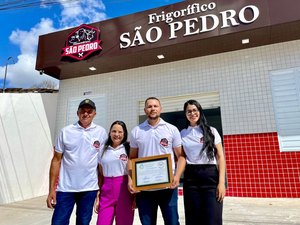 Casa do Empreendedor transforma história de produtor rural que se tornou dono de frigorífico em Limoeiro de Anadia