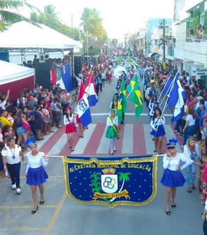 Desfile de Emancipação Política de Alagoas encanta Maragogi