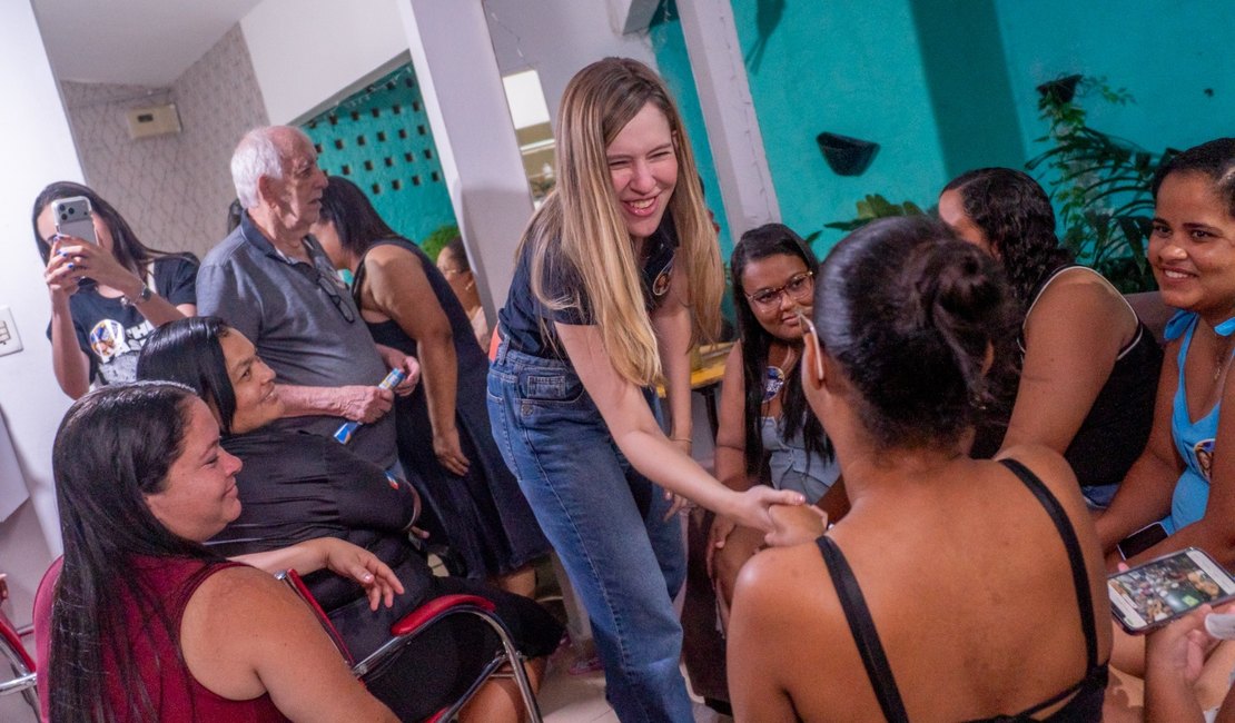 Cibele Moura intensifica agenda de campanha com ações em Penedo e Maceió