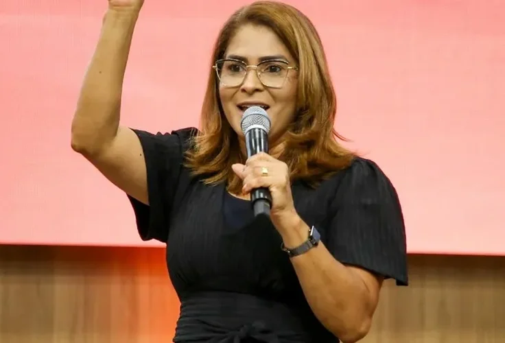 Pastora-secretária pode ser candidata a deputada pelo MDB