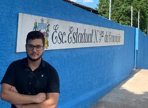 Ex-aluno de escola estadual realiza sonho e vira mestre em Lagoa da Canoa  
