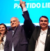 Gaspar recebe três missões de Flávio Bolsonaro enquanto candidato a vice