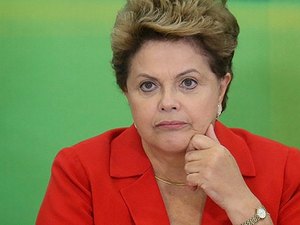 Defesa de Dilma à Comissão do Impeachment será entregue na tarde desta segunda