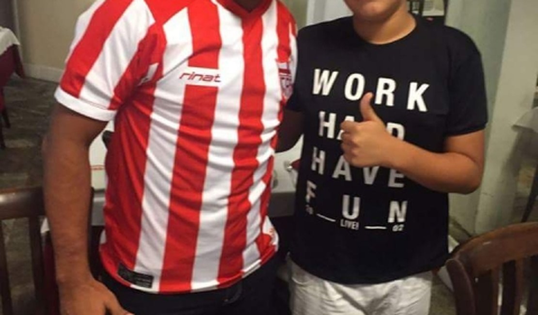 CRB anuncia a contratação do meia Marcos Aurélio