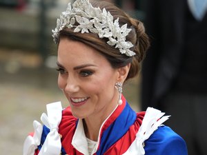 Kate Middleton homenageia Princesa Diana e Rainha Elizabeth na coroação de Rei Charles III