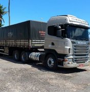 Caminhão de Arapiraca que transportava 30 toneladas de arroz sem nota fiscal é apreendido 