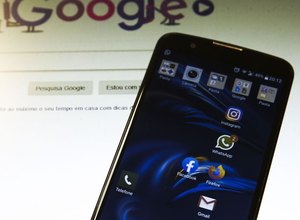 Pesquisa mostra desigualdade no acesso a internet entre alunos