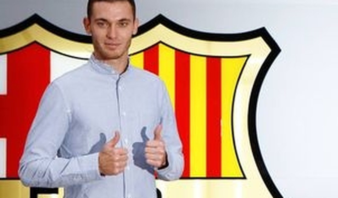 Barcelona reconhece que Vermaelen chegou ao clube lesionado