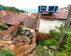 Barreira desliza após chuvas e atinge quintal de casa em Maragogi
