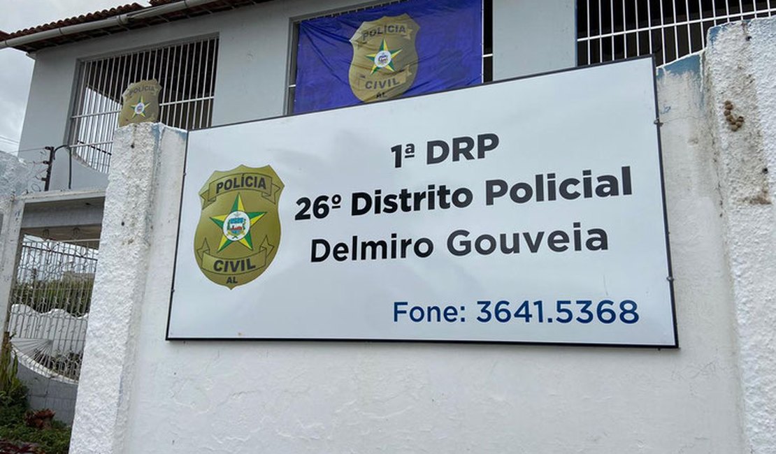 Dupla foragida da justiça é presa; um deles é acusado de homicídio em Delmiro Gouveia