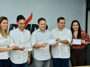 Renan Filho prepara anúncio de aliança política com a família Pereira