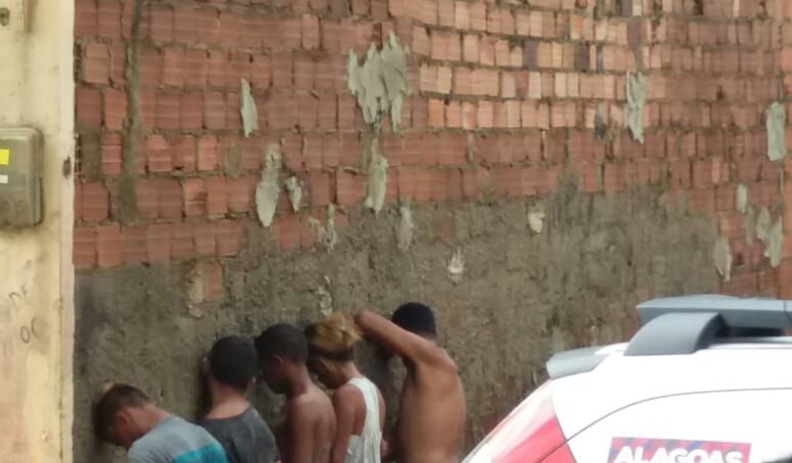 Operação da PM prende cinco pessoas em Porto Calvo