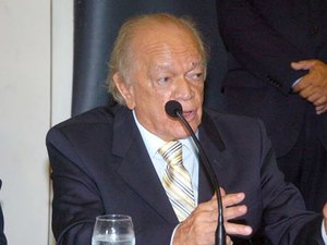 Guilherme Palmeira, ex-governador de Alagoas, morre aos 81 anos