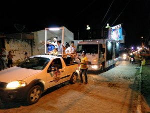 Caravana de Severino e Randerson percorre cinco bairros de Arapiraca