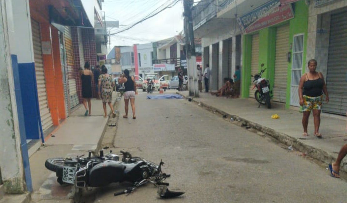 Motociclista colide contra poste e morre no município Porto Calvo