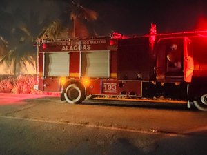 Fogo em vegetação é registrado nas proximidades de hotel em Maragogi